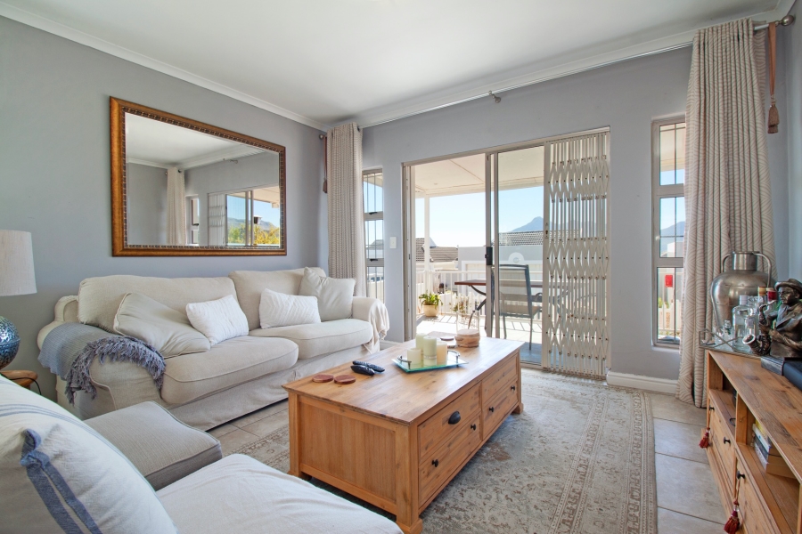 To Let 2 Bedroom Property for Rent in Capri Western Cape